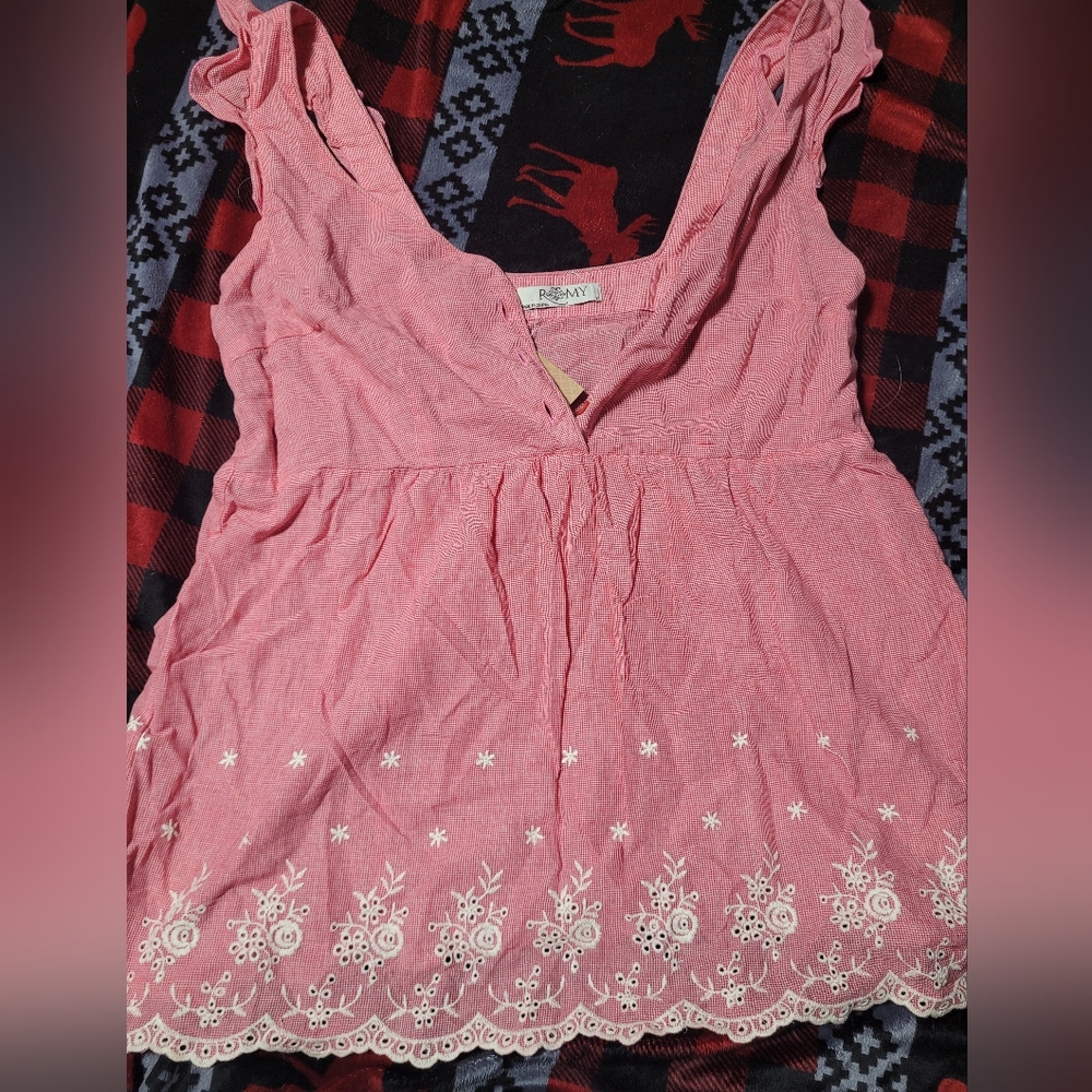 Romy Pink Blouse with White Embroidery